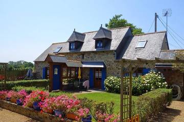 Gîte pour 4 personnes, avec jardin et terrasse, animaux acceptés à Pleumeur-Gautier