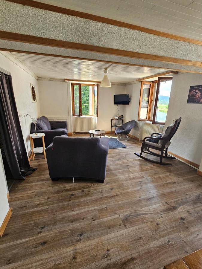Gîte pour 4 personnes, avec vue à Morteau - 4