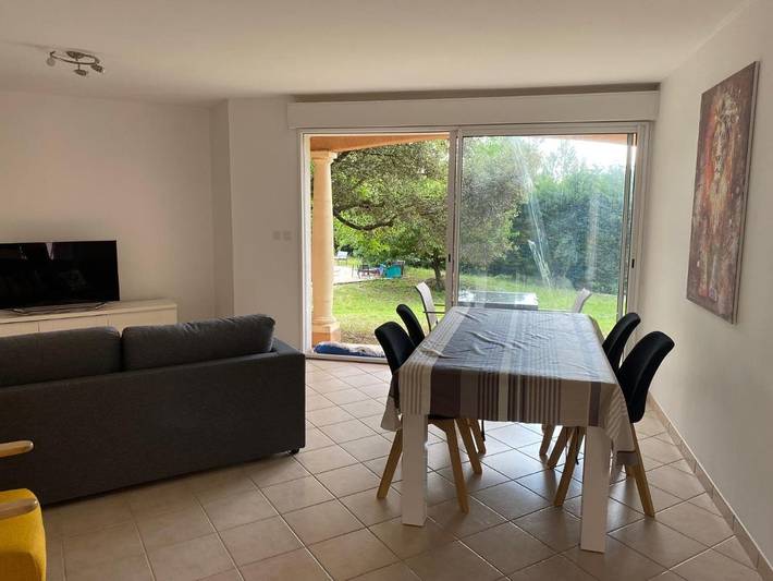 Gîte pour 4 personnes, avec jardin ainsi que terrasse et piscine, animaux acceptés à Ventenac-Cabardès - 4