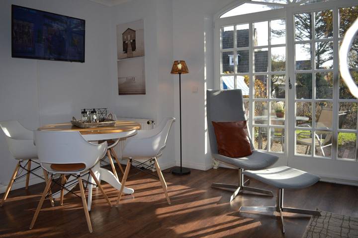 Ganze Wohnung, Moderne 3-Zimmerwohnung mit Süd-Terrasse und Strandkorb in Westerland in Westerland, Sylt (Gemeinde)