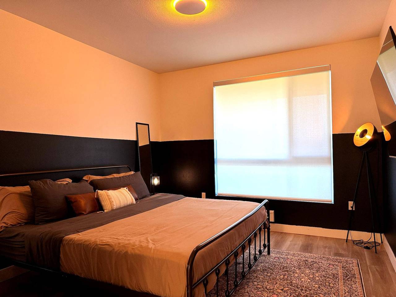 Apartamento entero, Spacious 2-Br Apt Near Disneyland Pool Hot Tub Gym in Santa Ana (california), Condado de Orange