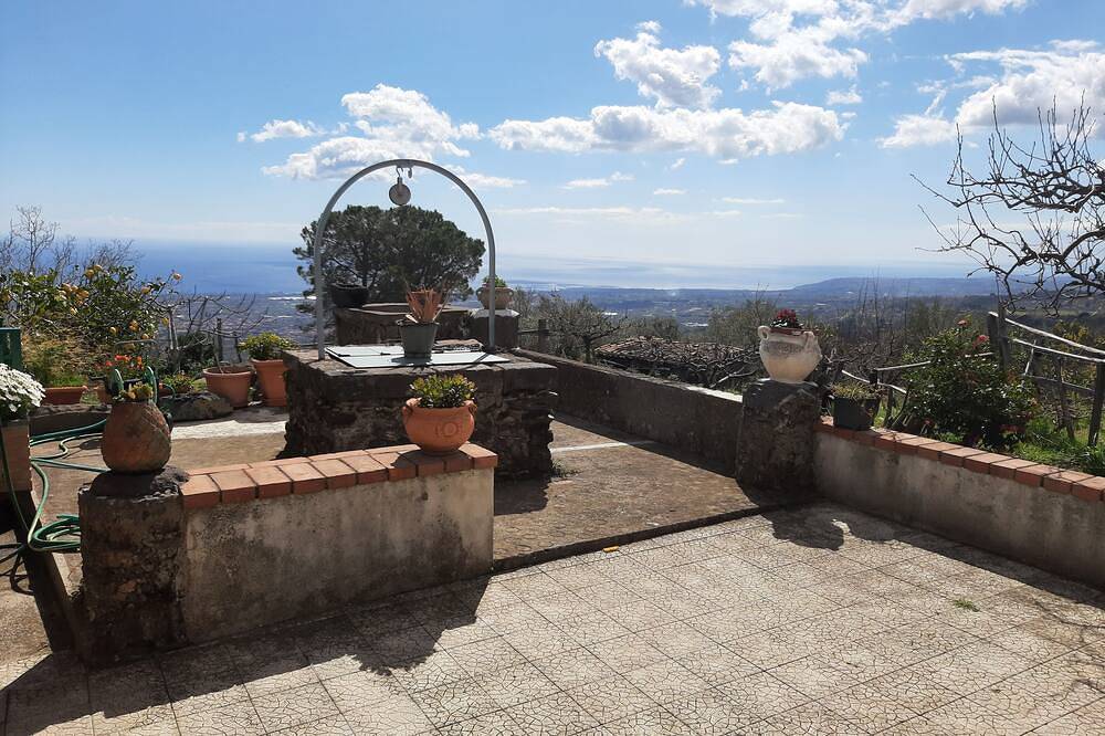 Leopin House open your eyes and fly beyond the sea in Sant'Alfio, Sant'Alfio (Gemeinde)