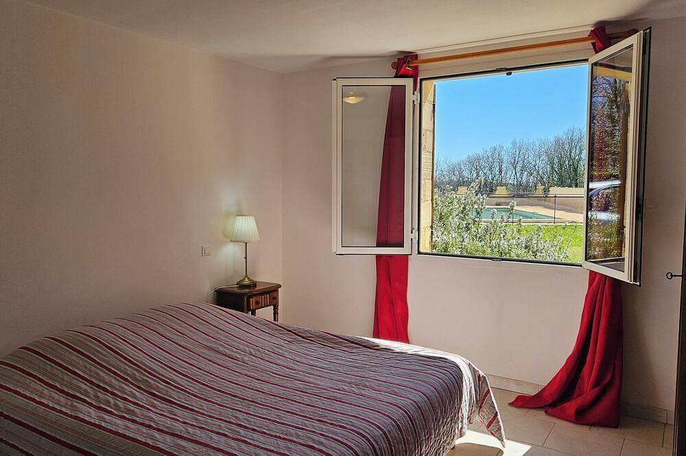 Périgord house with swimming pool, table tennis and barbecue - Ideal for families and friends in Mauzens-et-Miremont, Périgord Noir