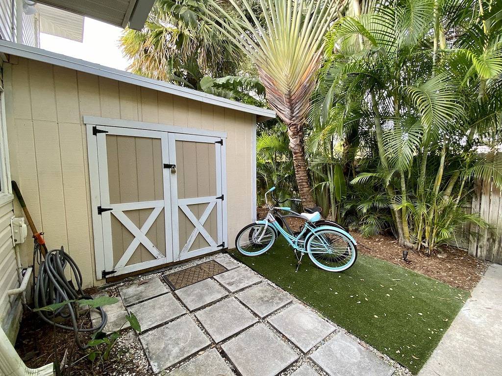Ganze Wohnung, 1/1 steps from downtown w/bikes. clean & comfortable in West Palm Beach, Palm Beach County