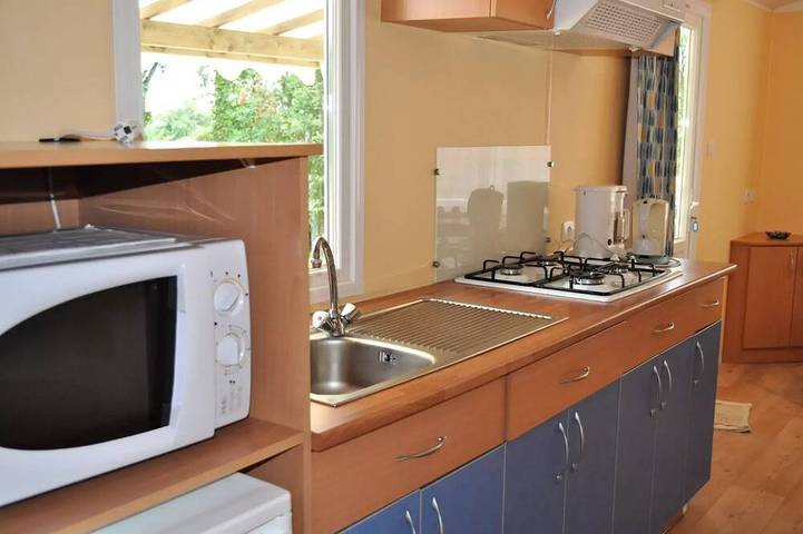 Mobil home pour 4 personnes, avec jacuzzi, animaux acceptés à Salles (Lot-et-Garonne)