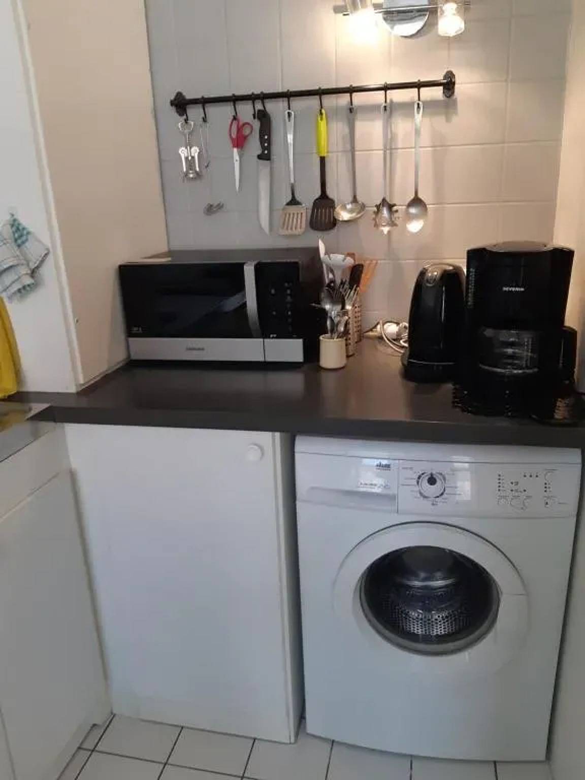 Studio entier, Studio moderne à Colmar, 30 m² avec équipements in Colmar, Région de Colmar