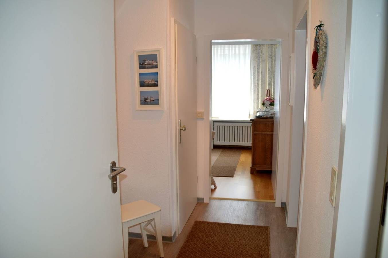 Ganze Ferienwohnung, Flurstrasse - Og rechts in Wyk auf Föhr (Stadt), Wyk auf Föhr