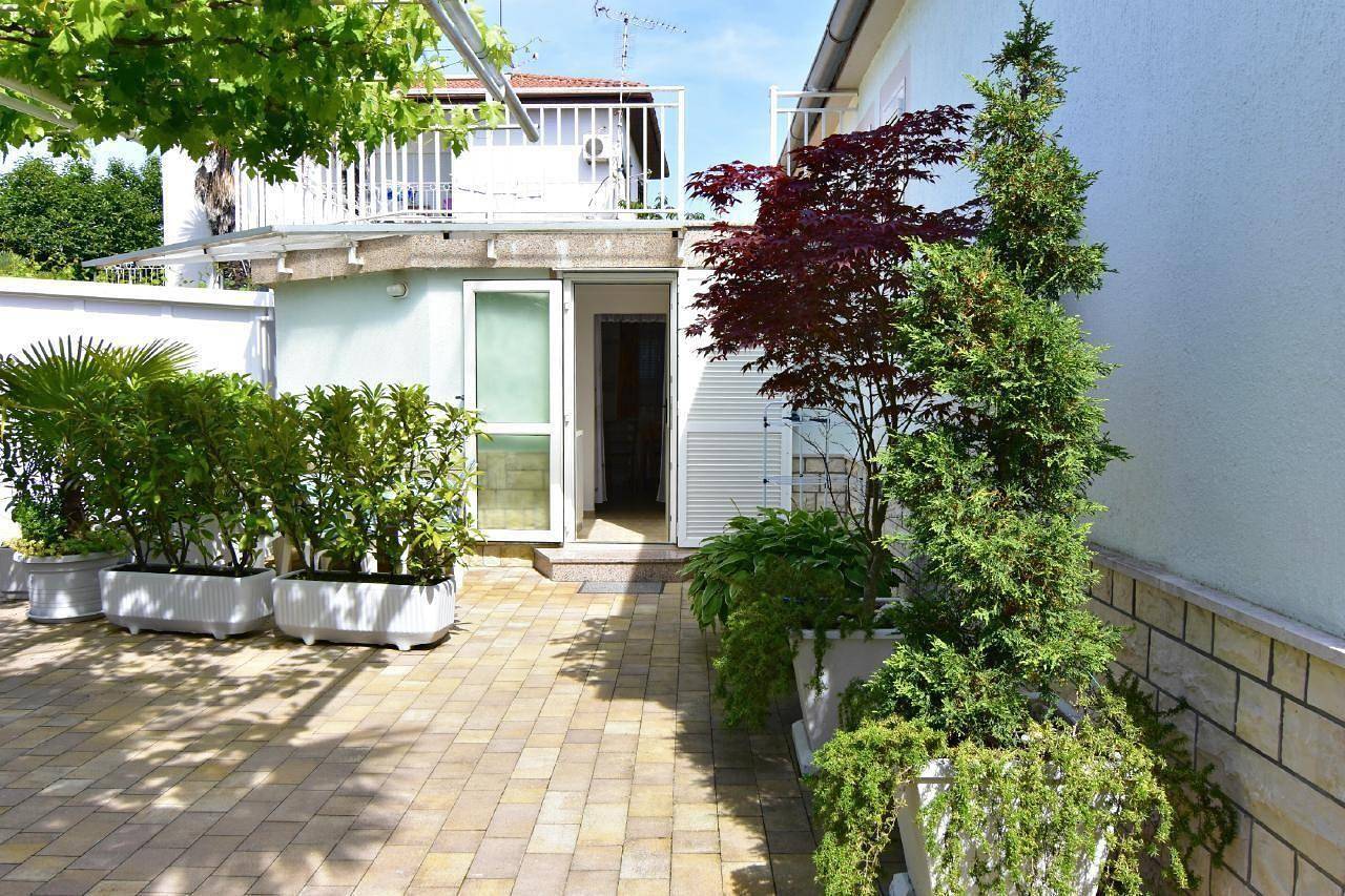 Apartamento vacacional entero, Lovely Apartment in Umag with Free Parking in Umag, Region de Umag