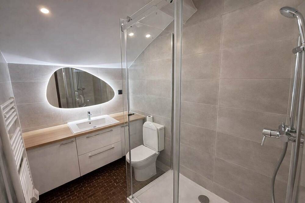 Apartamento entero, Aubervilliers Proche Métro, 4 Personnes, Confort in Aubervilliers, Sena-Saint Denis