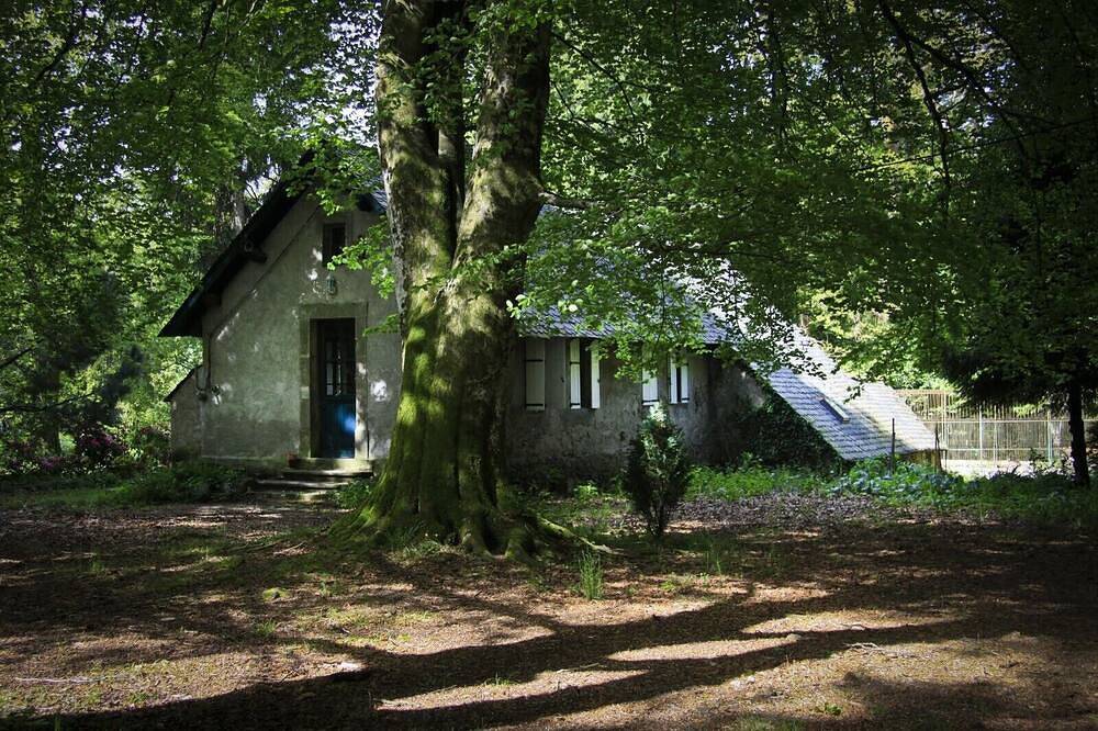 La Maison du Garde - Maison de caractère  au bord du Lac du Lampy in Saissac, Région de Carcassonne
