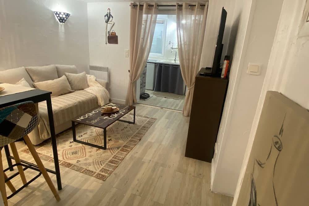 Ganze Wohnung, Two-room apartment Quietly situated in a private estate with garden, 8 km from the sea in Pégomas, Cannes und Umgebung