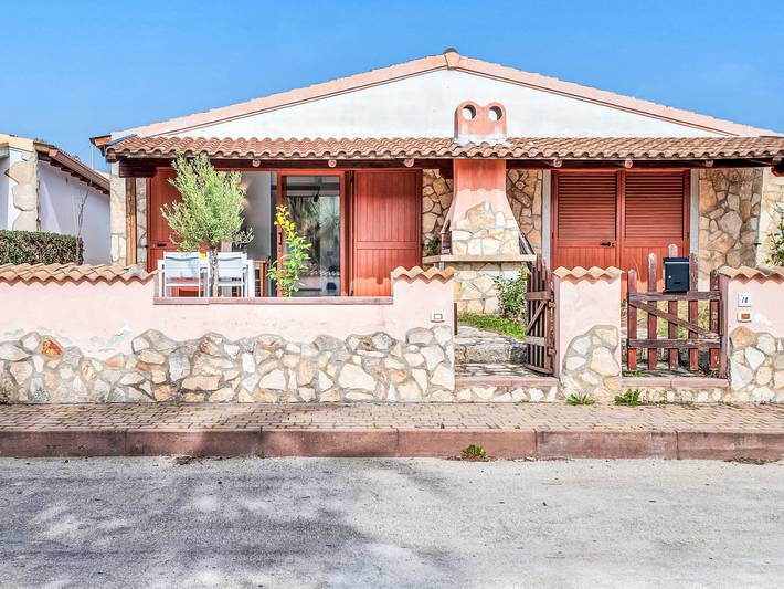 Maison de vacances pour 4 personnes, avec Terrasse et Jardin à Viddalba
