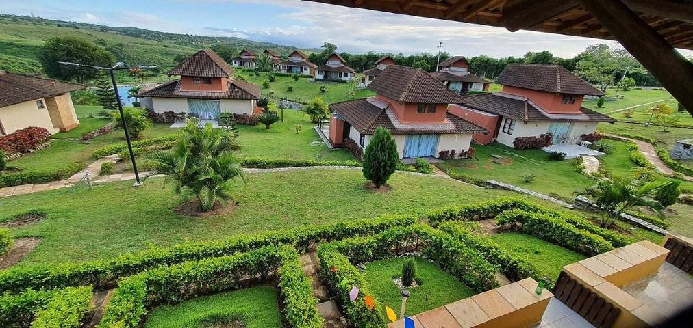 Casas e apartamentos de temporada para 8 pessoas, com terraço e jardim e ainda piscina, com animais de estimação em Gravatá