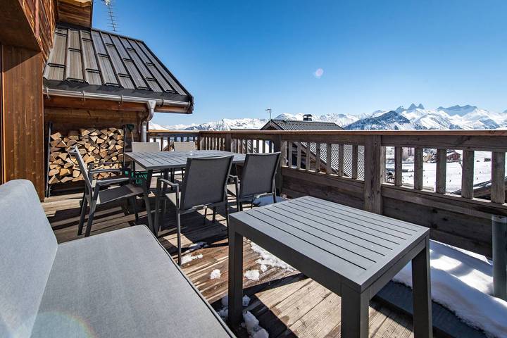 Chalet pour 14 personnes, avec balcon et sauna, adapté aux familles à Fontcouverte-la-Toussuire - 2