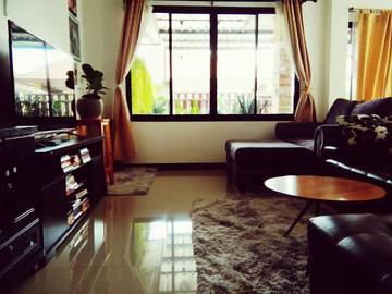Chambre d’hôte pour 5 personnes, avec jardin et piscine dans Ban Chang Kham