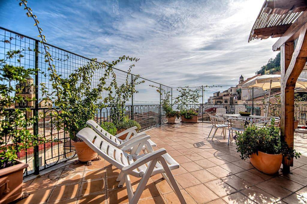 Ganze Wohnung, Ferienwohnung für 6 Personen mit Balkon/Terrasse in Amalfi, Amalfiküste