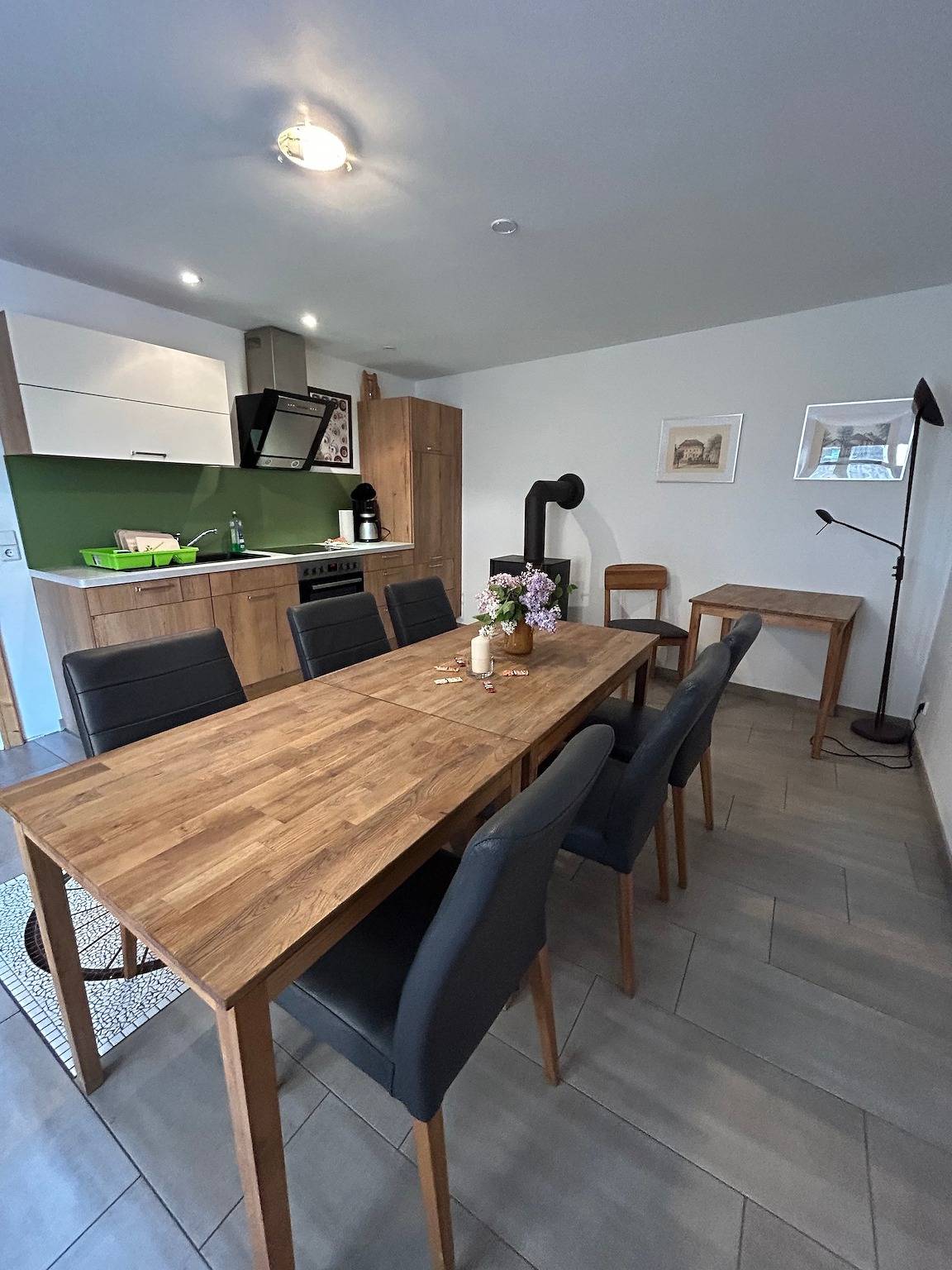 Haus Saaleradweg für Monteure , Radfahrer und Angler in Alsleben (Salzlandkreis), Region Salzlandkreis