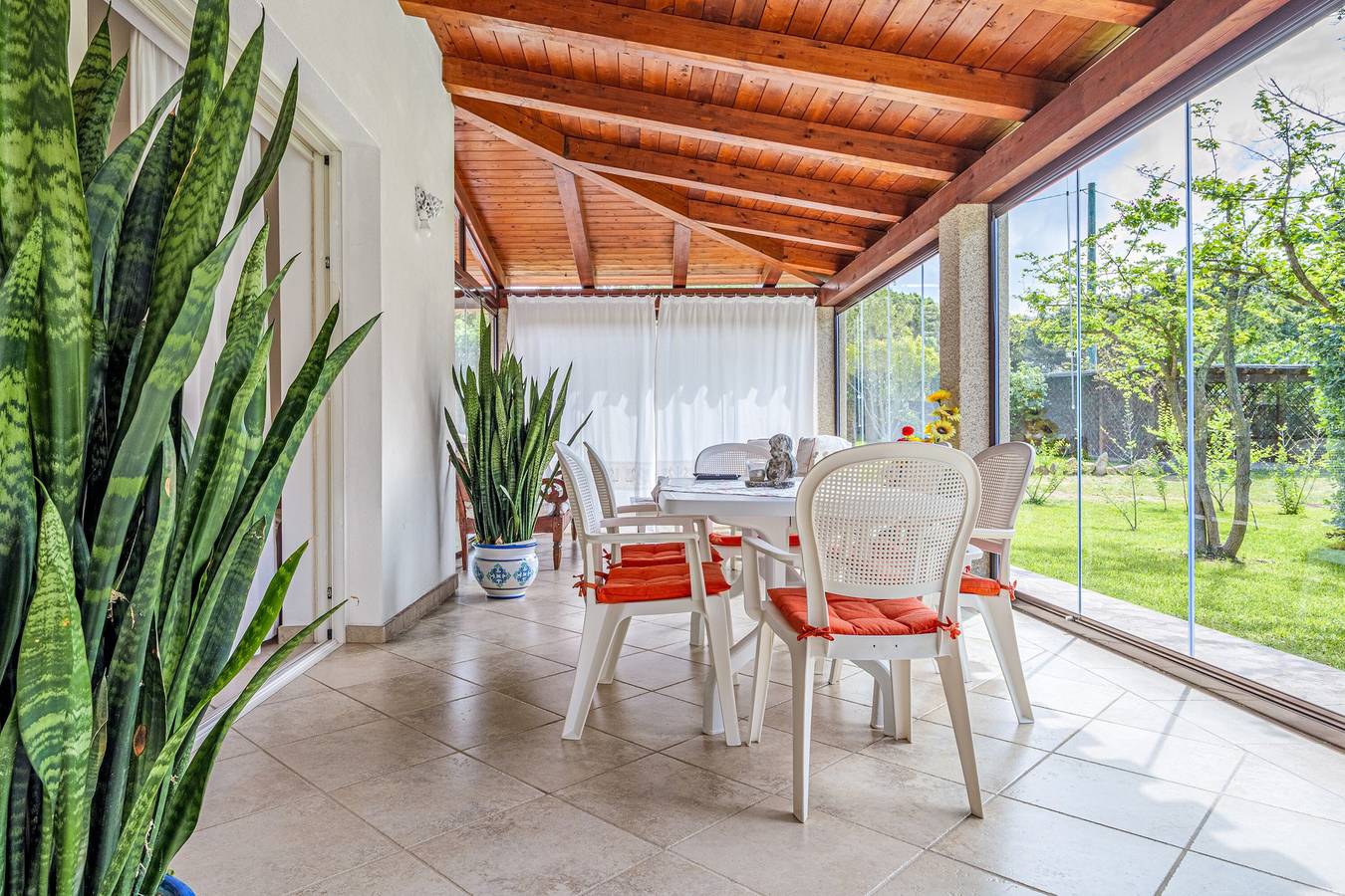 Holiday Home 'Villa Fortuna Con Vista Mare' with Sea View, Wi-Fi and Air Conditioning in Arzachena, Costa Smeralda