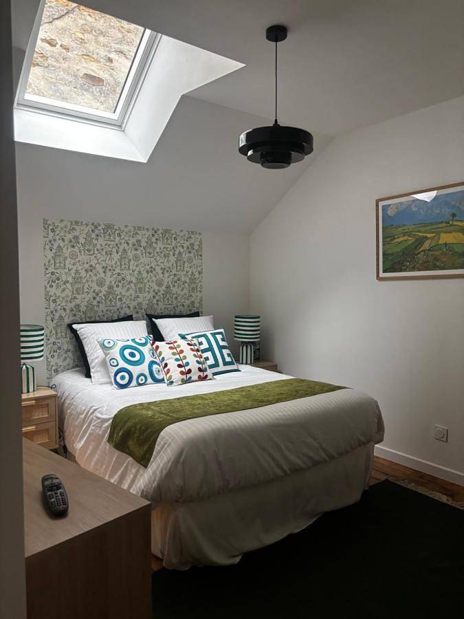 Gîte pour 2 personnes, avec jardin et jacuzzi à Laval - 4