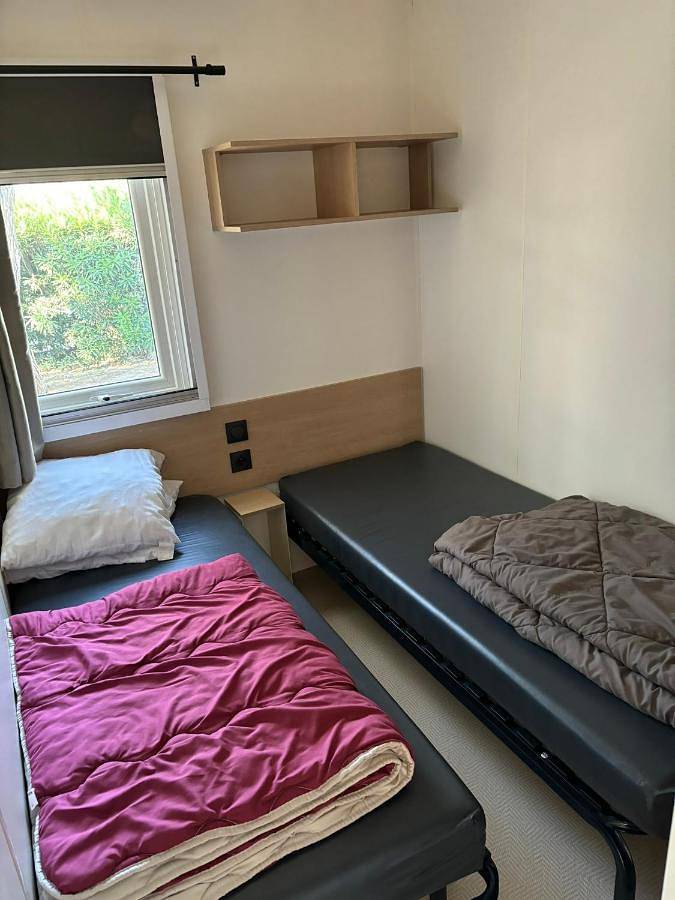 Camping pour 6 personnes, avec vue ainsi que piscine et jardin à Torreilles - 4