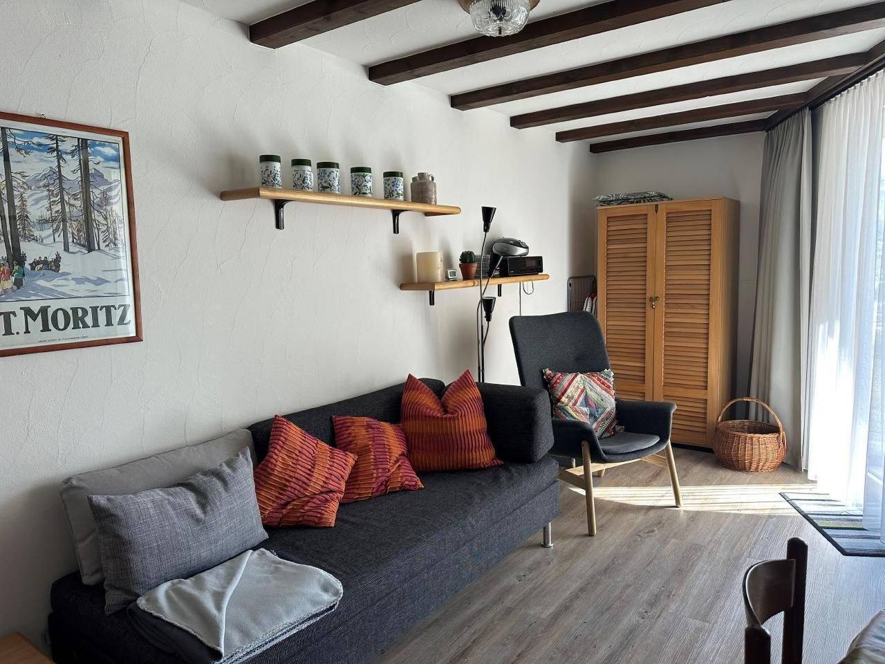 Ganze Wohnung, Residenz La Mora 30 in La Punt-Chamues-ch, Sankt Moritz