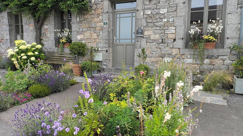 Chambre d’hôte pour 4 personnes, avec jardin dans Marbaix
