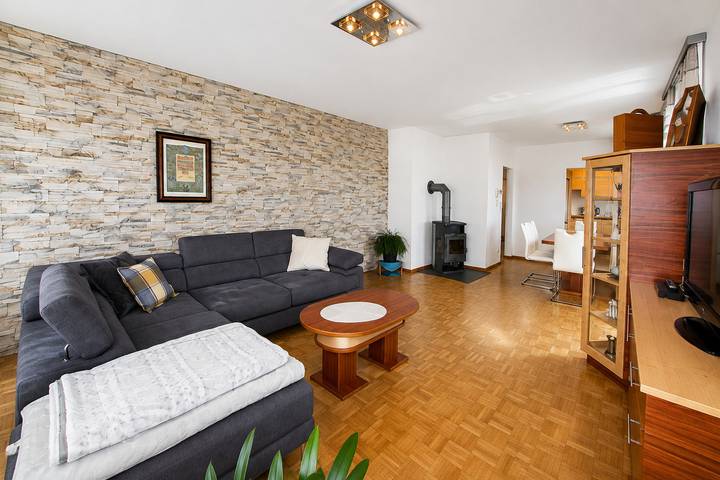 Ganze Ferienwohnung, Weststeiermark Zwischen Weinbergen und Wanderwegen – stilvolle Ferienwohnung mit Balkon (Stei100) in St. Stefan ob Stainz, Steirerland