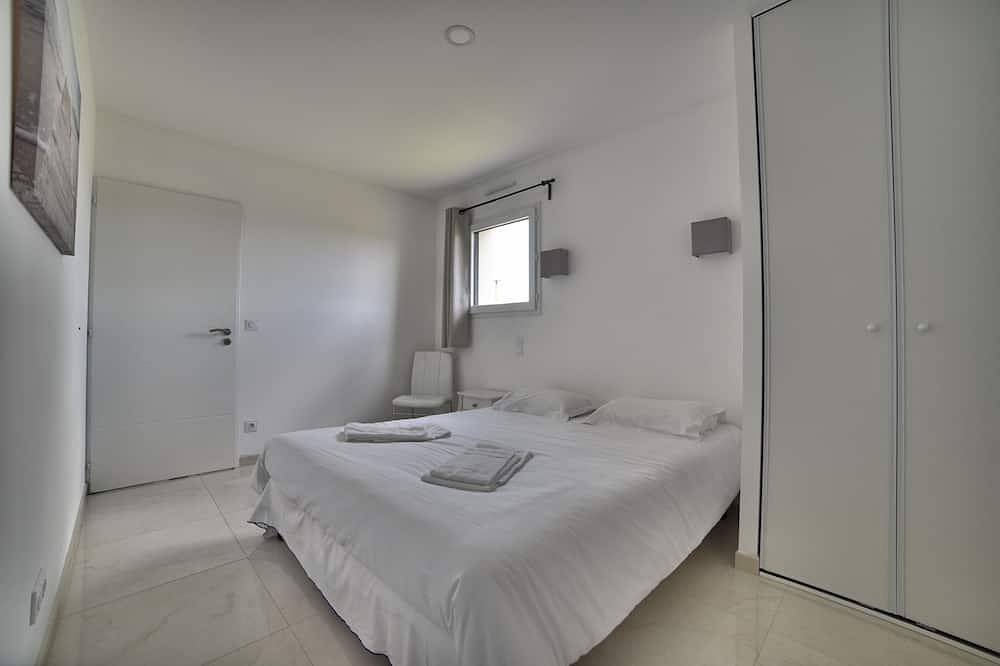 Neues Angebot - Luxusvilla mit privatem Pool und Whirlpool in einer Residenz mit Tennis in Saint-Augustin, Côte de Beauté
