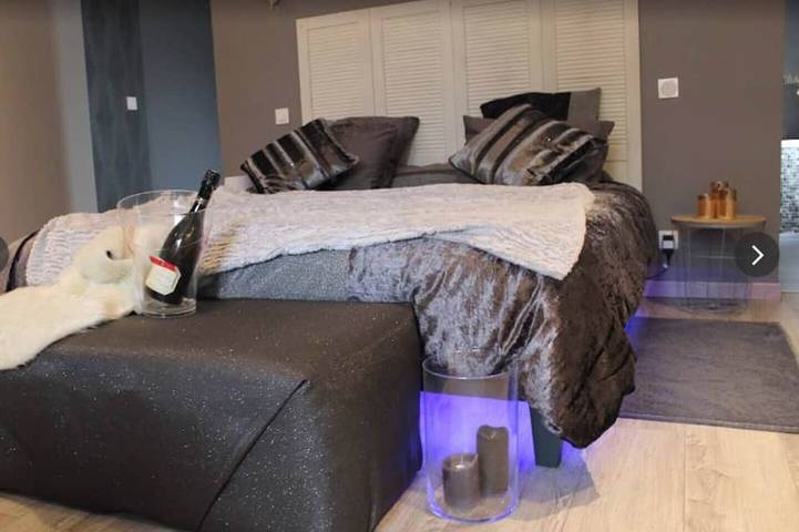 Gîte pour 2 personnes, avec jacuzzi, animaux acceptés à Sernhac - 4