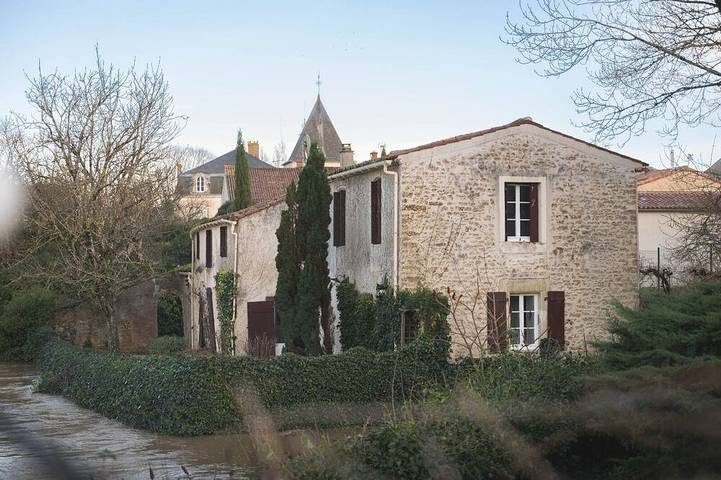 Location de vacances pour 15 personnes, avec Jardin à Moutiers-sur-le-Lay