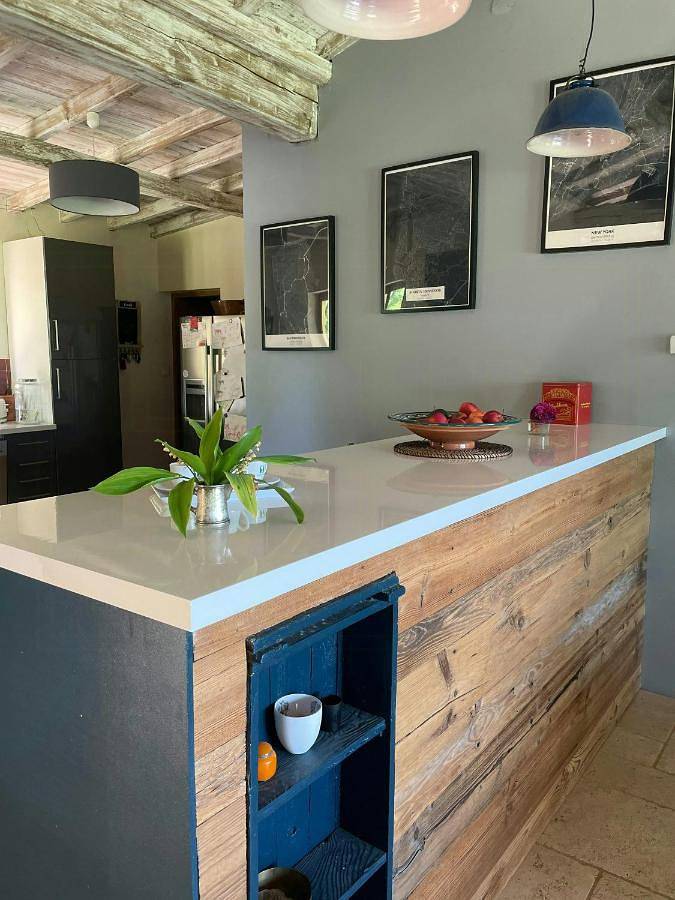 Location de vacances pour 8 personnes, avec piscine et terrasse à Tursac - 4