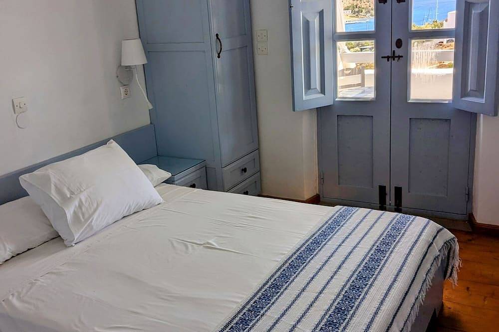 Property with 2 charming Patmos style family homes in Skala (Patmos), Dodecanese