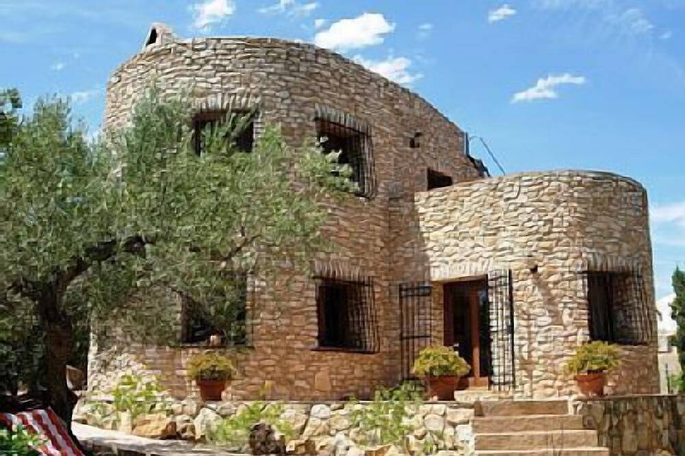 Chalet pour 8 Personnes dans L'Ametlla de Mar, Costa Dorada
