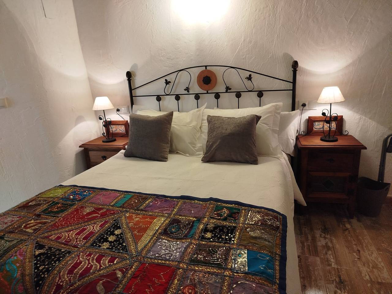 Appartement entier, Casa rurale Villalta, type grotte avec baignoire balnéo – Un séjour romantique unique in Quesada, Parc naturel des sierras de Cazorla et Segura