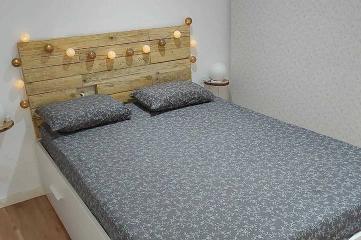 Gîte pour 4 personnes, avec terrasse et piscine à Cala en Blanes - 4