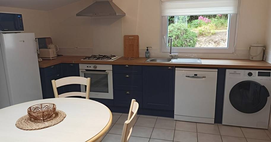 Gîte pour 3 personnes, avec terrasse et jardin dans le Finistère - 4
