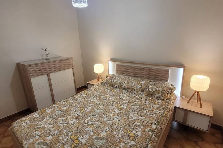 Ganze Wohnung, 3-room villa with garden. in Grasse, Mittelmeerküste (Frankreich)