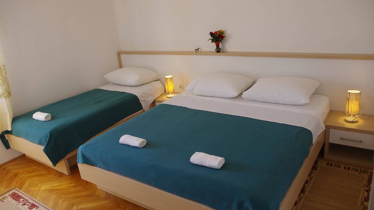 Ganze Ferienwohnung, Ferienwohnung für 10 Personen (90 m²) in Vlašići in Vlasici, Pag