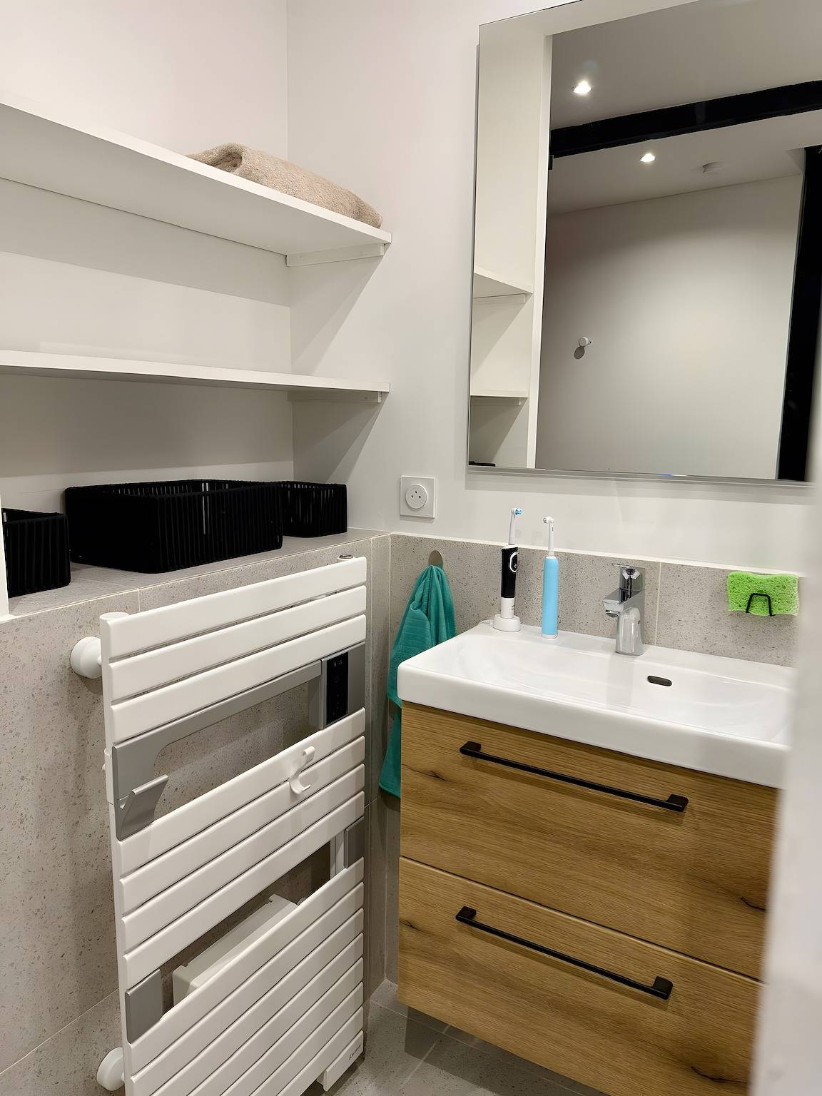 Entire apartment, Apartment 'O'soleil' with Wi-Fi and Air Conditioning in Frejus, Mediterranean Coast (France)