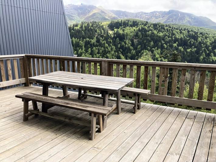 Gîte pour 10 personnes, avec balcon à Saint-Jacques-des-Blats - 4