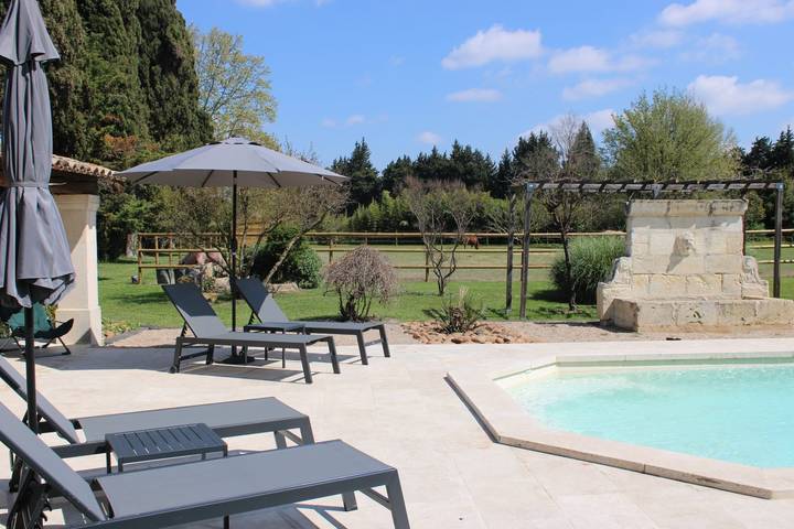 Location de vacances pour 2 personnes, avec jardin et piscine à Châteaurenard - 4