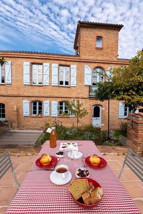 Chambres d'hôtes centre village de Lévignac - Vent d'Autan in Lévignac (Haute-Garonne), Toulouse et ses environs