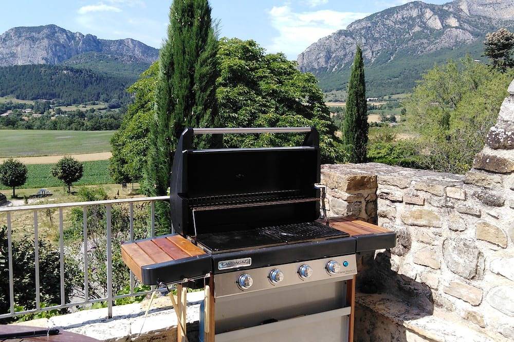 Logement Entier Avec Terrasse et vue Panoramique in Francillon-sur-Roubion, Die region