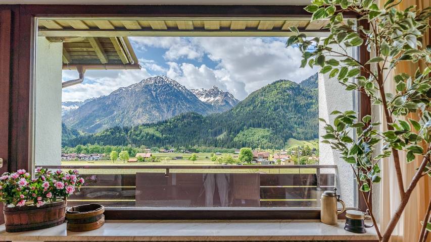 Ferienwohnung für 4 Personen, mit Balkon und Ausblick in Bad Oberdorf