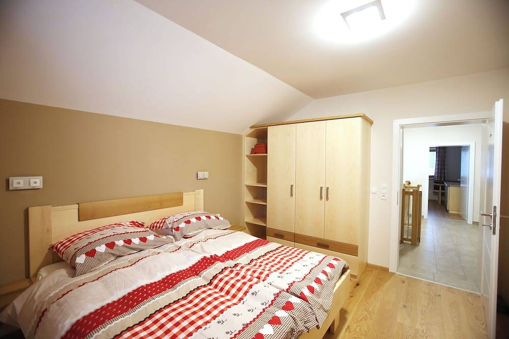 Haus Clarysse: Dream House to Relax After Exploring Nature, With Summer Card! in Pichl-Preunegg, Schladming-Dachstein