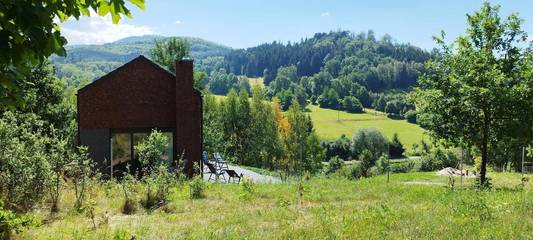 Chalet für 4 Personen, mit Garten und Ausblick in Niederschlesien