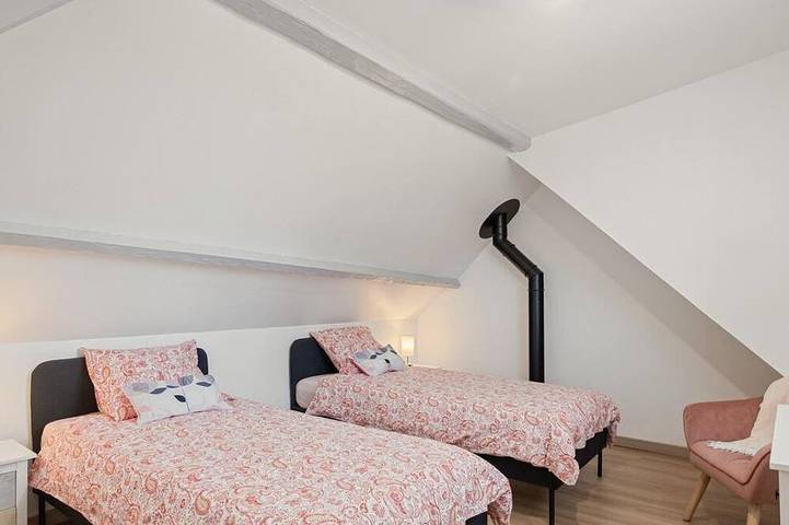 Location de vacances pour 6 personnes, avec terrasse et jardin dans Thiétreville - 3