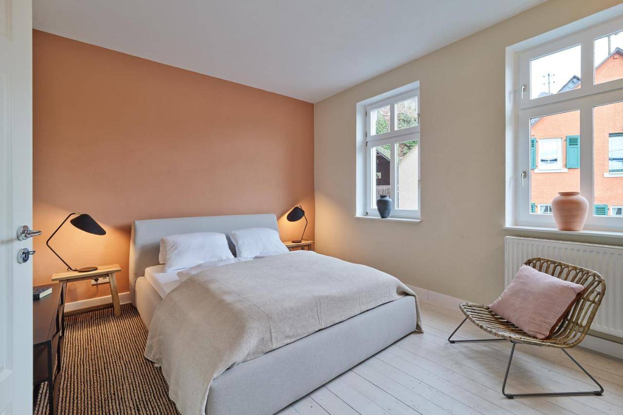 Ganze Wohnung, Moseltraum - Großzügiges Townhouse mit Sauna & Sonnenterrasse - Platz für 6 Personen - Marvin Jeske Retreats in Ürzig, Bernkastel-Kues & Umgebung