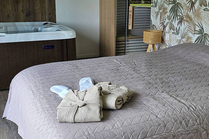 Location de vacances pour 2 personnes, avec sauna ainsi que jardin et jacuzzi à Auquemesnil - 2