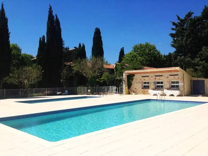 Cottage for 6 people, with pool in Provence
